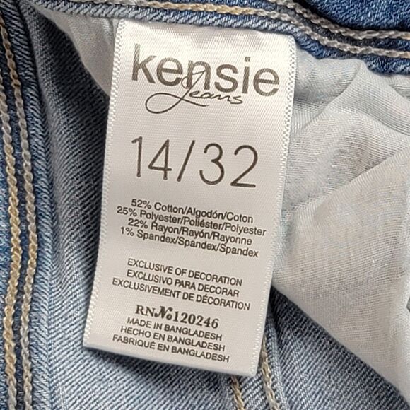 Kensie Jeans Size 14 Effortless Ankle Biter High Rise Distressed Faded Lived In - Picture 13 of 14